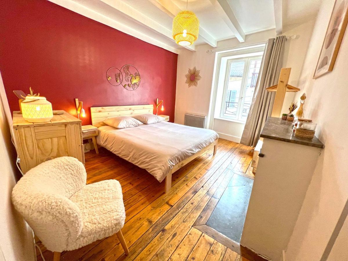 Gite Cosy Avec Jacuzzi Classe 3 Etoiles Poncin Exterior photo